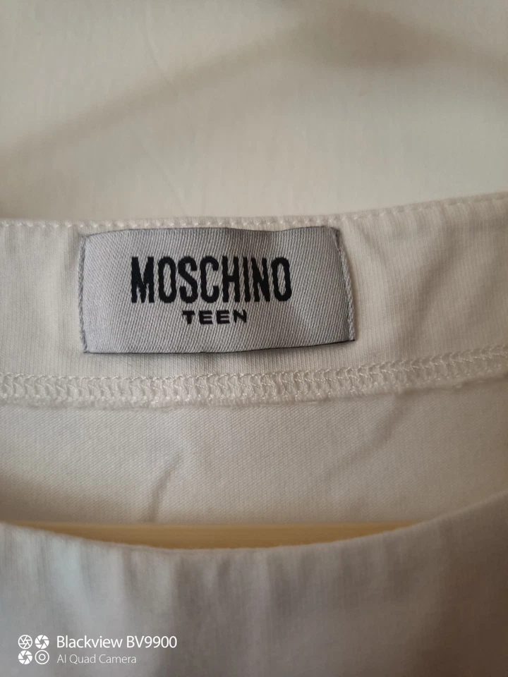 Camiseta gráfica de manga corta MOSCHINO para niñas talla 11 años - ¡COMO NUEVA! Foto 4 de 4