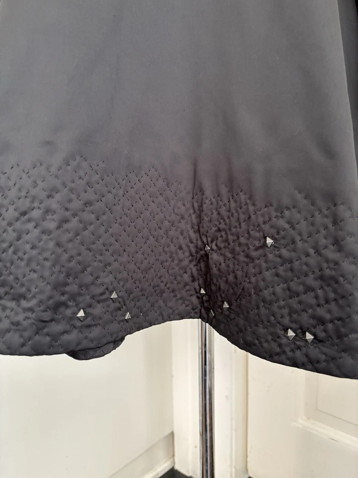 Vestido de seda negro Bottega Veneta con trapunto/acolchado y adornos metálicos - 40 Foto 3 de 4