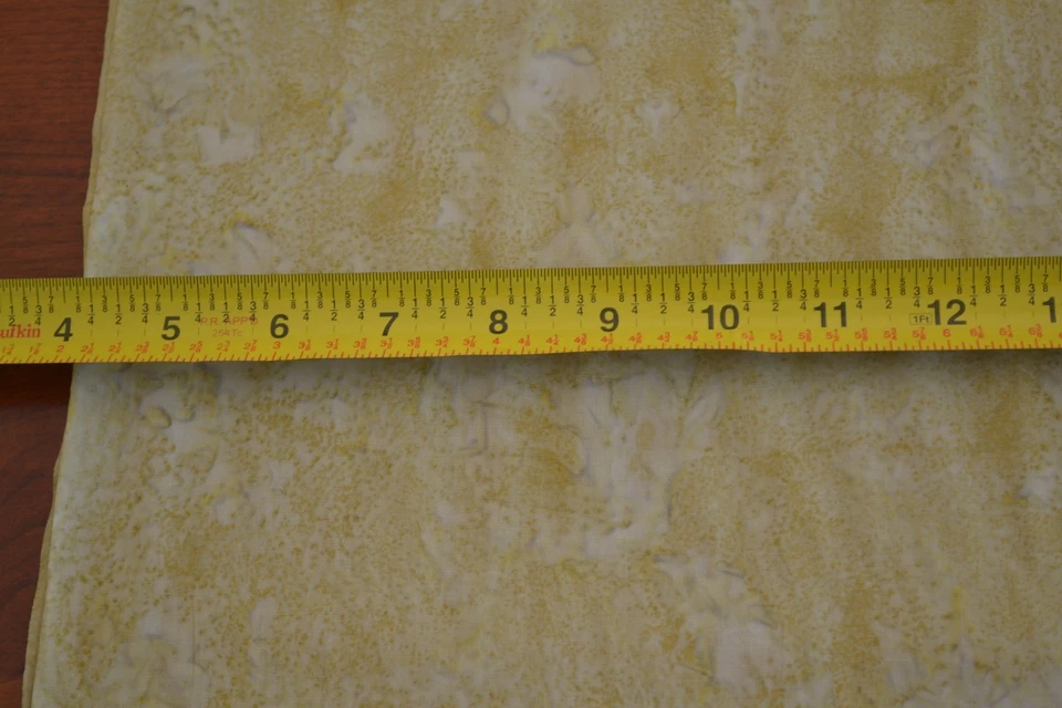 Tela Batik 24" Largo, Verde Sobre Verde, Moda/Sobre el Arco Iris/41014 51, M8931 Foto 2 de 4