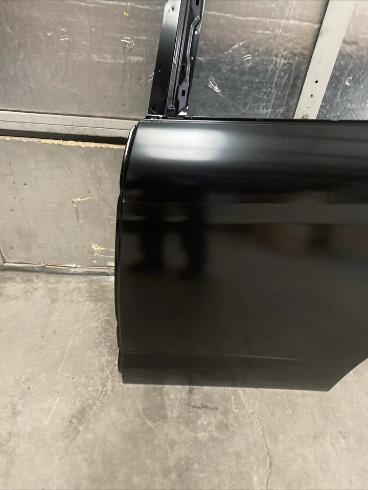 Conjunto de puerta trasera Ford DM5Z-5824631-B 2013-2018 Ford C-Max Foto 4 de 4