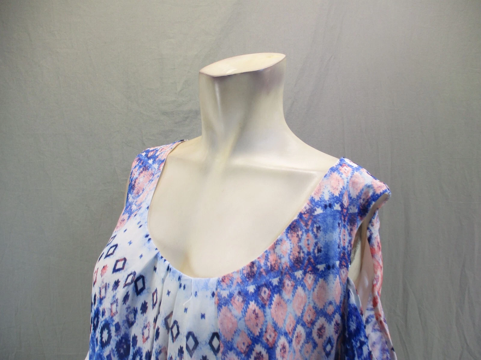 Abito donna nuovo con etichette Alyx taglia 18W scollo a scoop manica corta spalle fredde volant 589