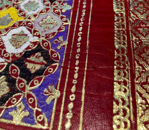 Vintage hand-painted gilded Islamic Art portfolio for holding documents. - Picture 5 of 5