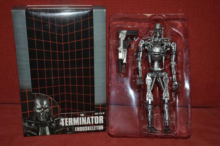 NECA T-800 (Endoskeleton) Action Figure 7 Inch The