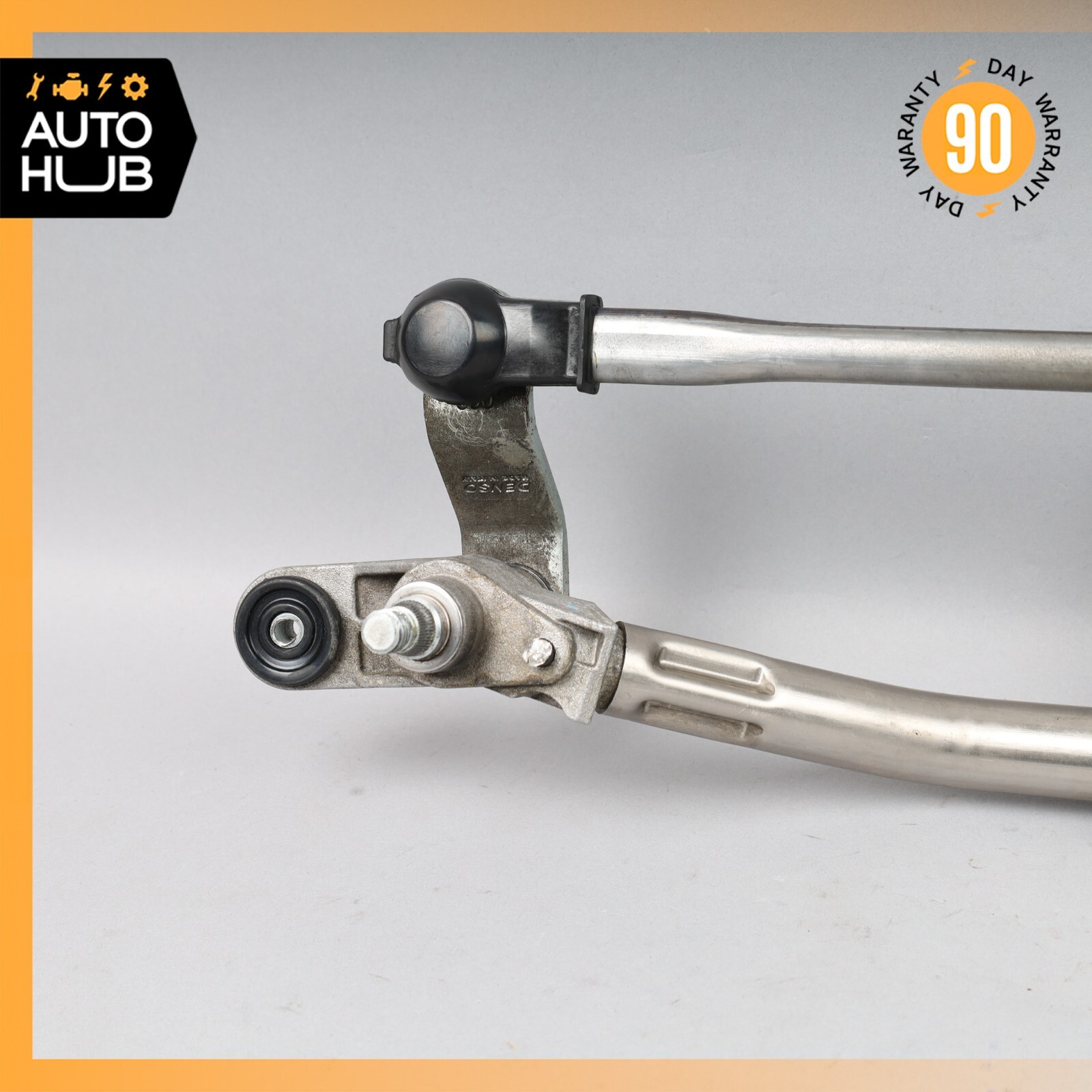 08-19 Maserati GranTurismo M145 Front Windshield Wiper Linkage Arm OEM