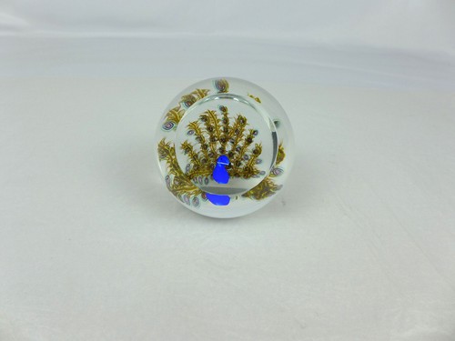 Seltener Caithness Whitefriars Pfau Kunst Glas Briefbeschwerer facettiert 1989 - Bild 2 von 9