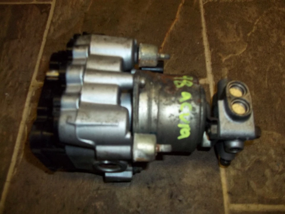 ACURA RL 1998 1999 UNIDAD ABS ANTIBLOQUEO BOMBA DE FRENO MODULADOR MONTAJE Foto 3 de 4
