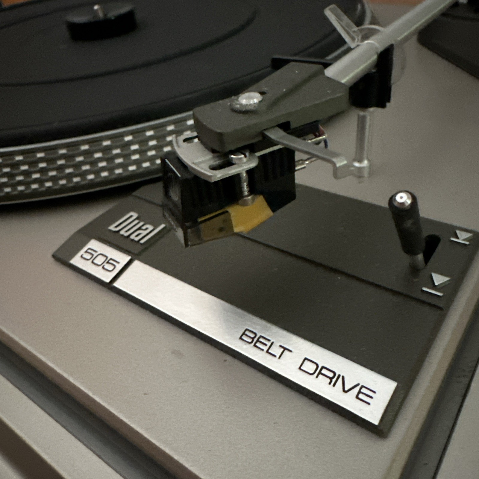 Dual CS 505-1 Belt-Drive Turntable 