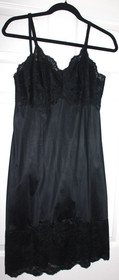 Vintage Vanity Fair Tricot Nylon black Full Slip Lace see through Detail trim 34