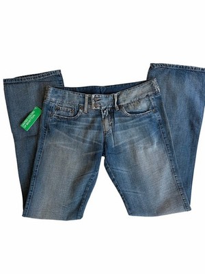 United Colors of Benetton Low Rise Straight Leg Medium Wash Blue Jeans 8