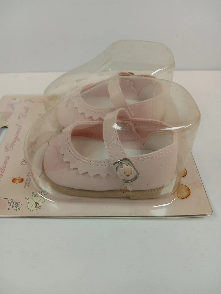 Muñeca Adora Original. Zapatos de bebé talla 0 para muñecas. Foto 2 de 4