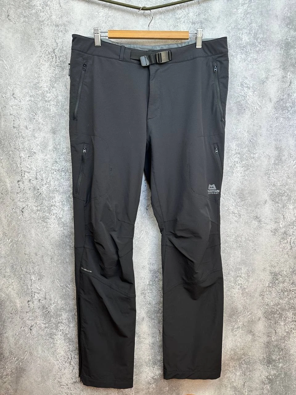 Mountain Equipment Ibes Pants Dark Gray Trousers Softshell Outdoor Size 36 Long
Opens in a new windo