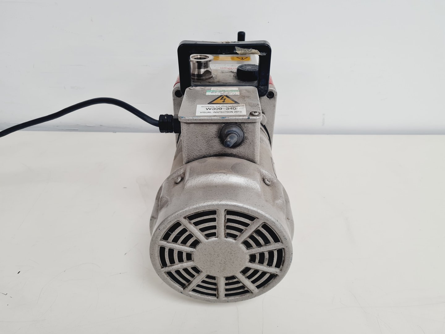 Edwards E2M5 AZ Two Stage High Vacuum Pump eBay