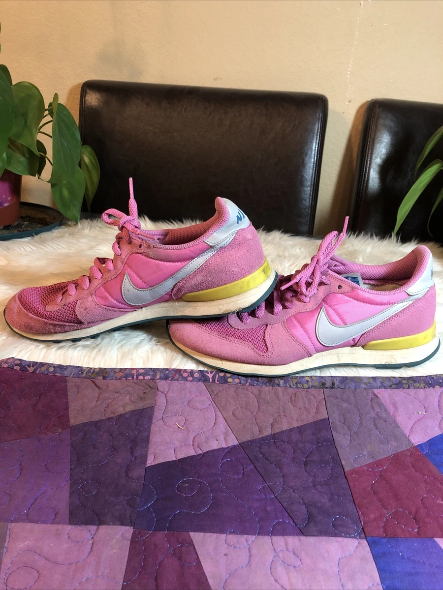 Nike internationalist womens pink clearance