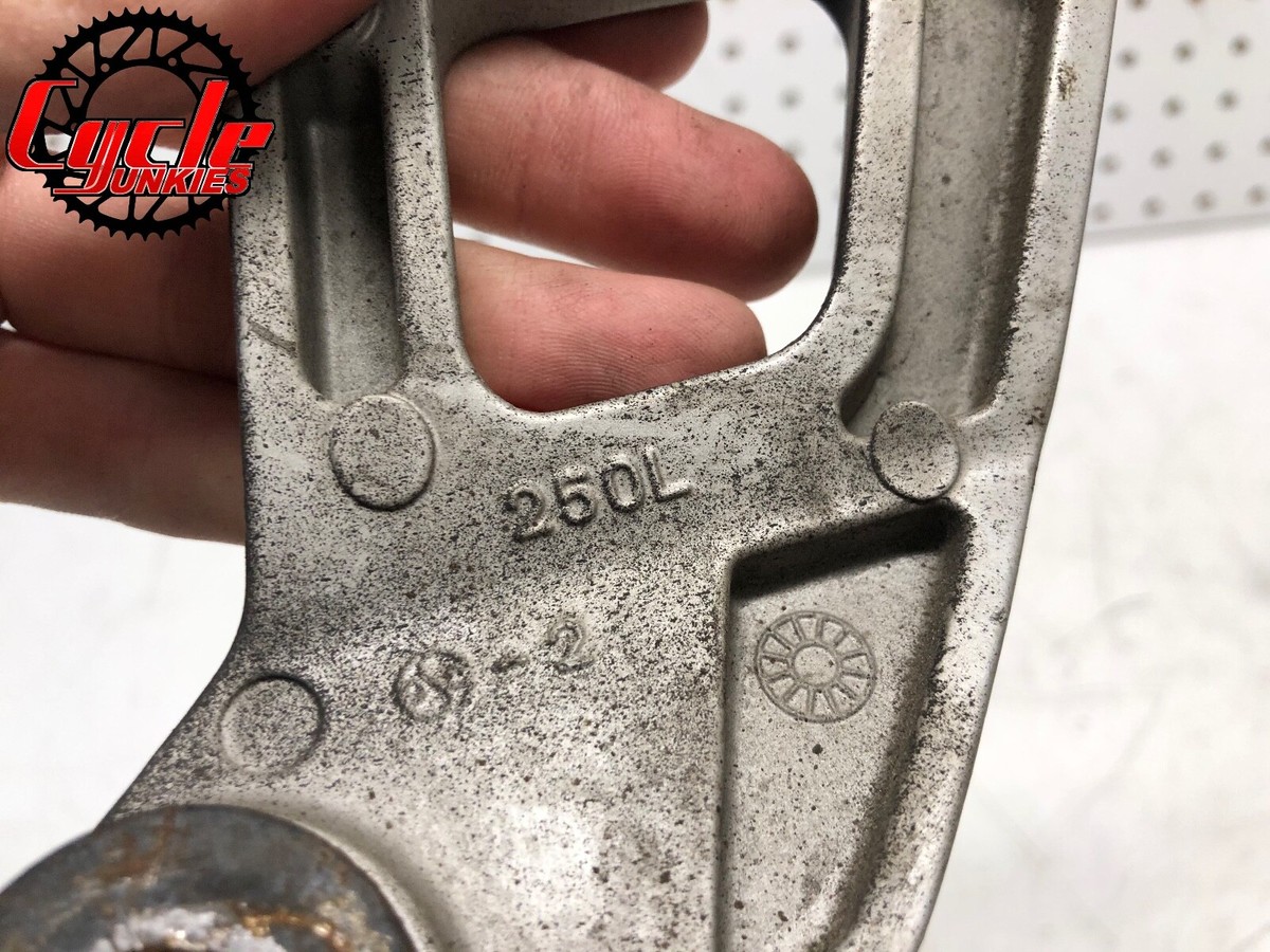 93-01 Kawasaki Ninja ZX6E ZX600E OEM LEFT PASSENGER PEG FOOTREST