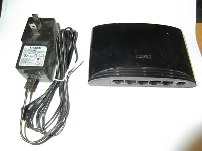 D-Link  DES (DES-1005E) 5-Ports External Ethernet Switch