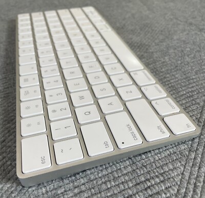 極美品】Apple Magic Keyboard US (MLA22LL/A) Apple Magic Keyboard