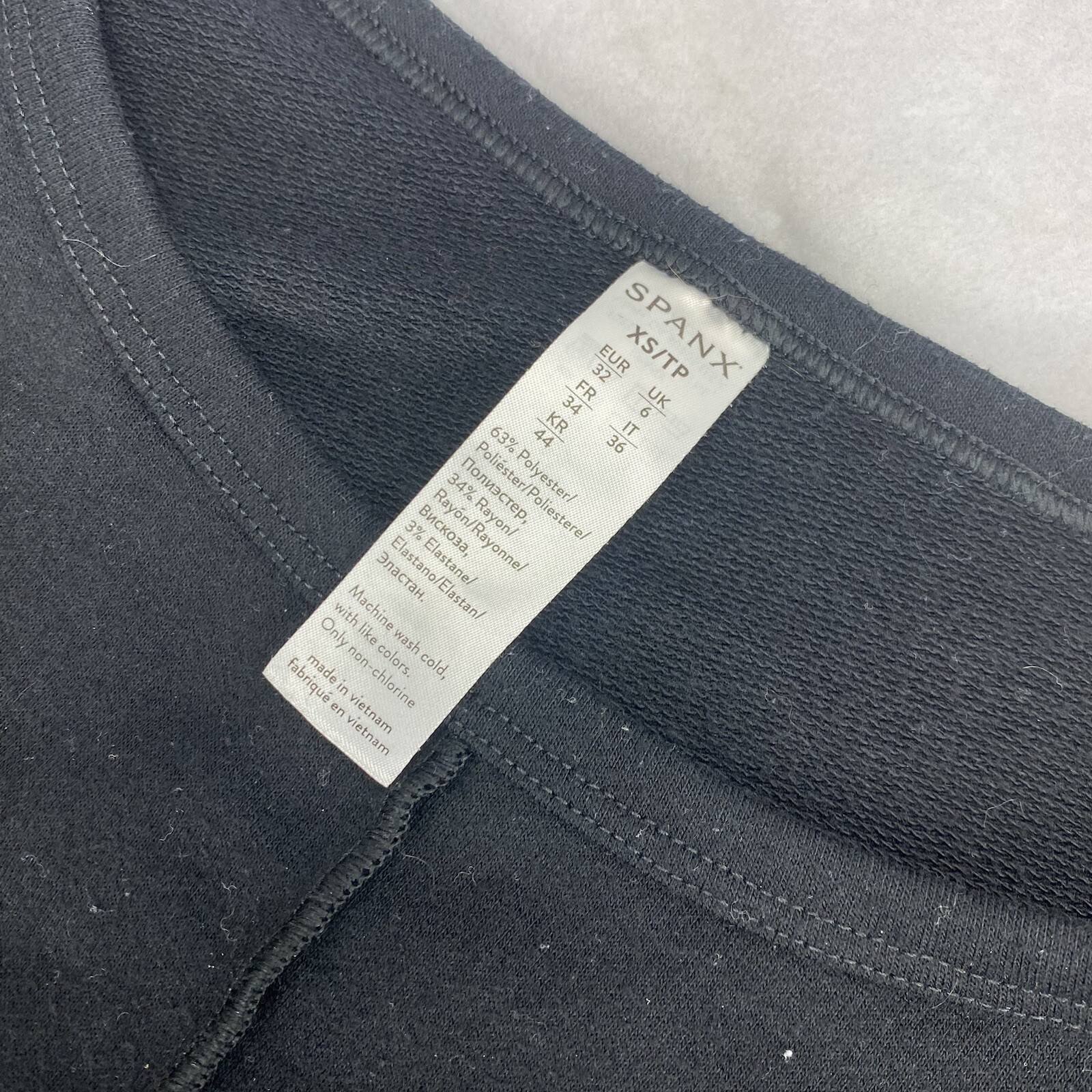 Spanx Women's Solid Black Polyester  Sweater XS - image 3