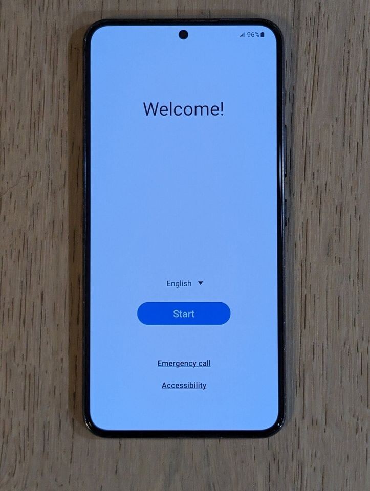 Samsung Galaxy S22 128GB Unlocked Original Box Phantom Black