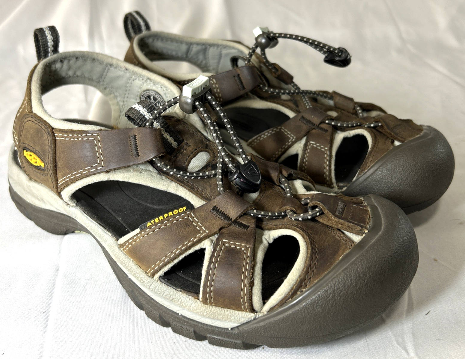 Sandali da trekking Keen Newport H2 marroni impermeabili da uomo taglia 6