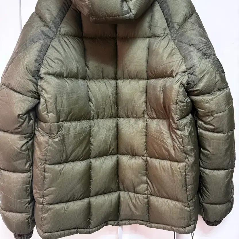 CP Company Old Style XL Hooded Padded Coat NEW thumbnail 3