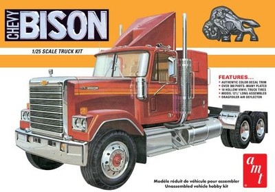 AMT Models 1390 Chev Bison Convential Tractor Kit