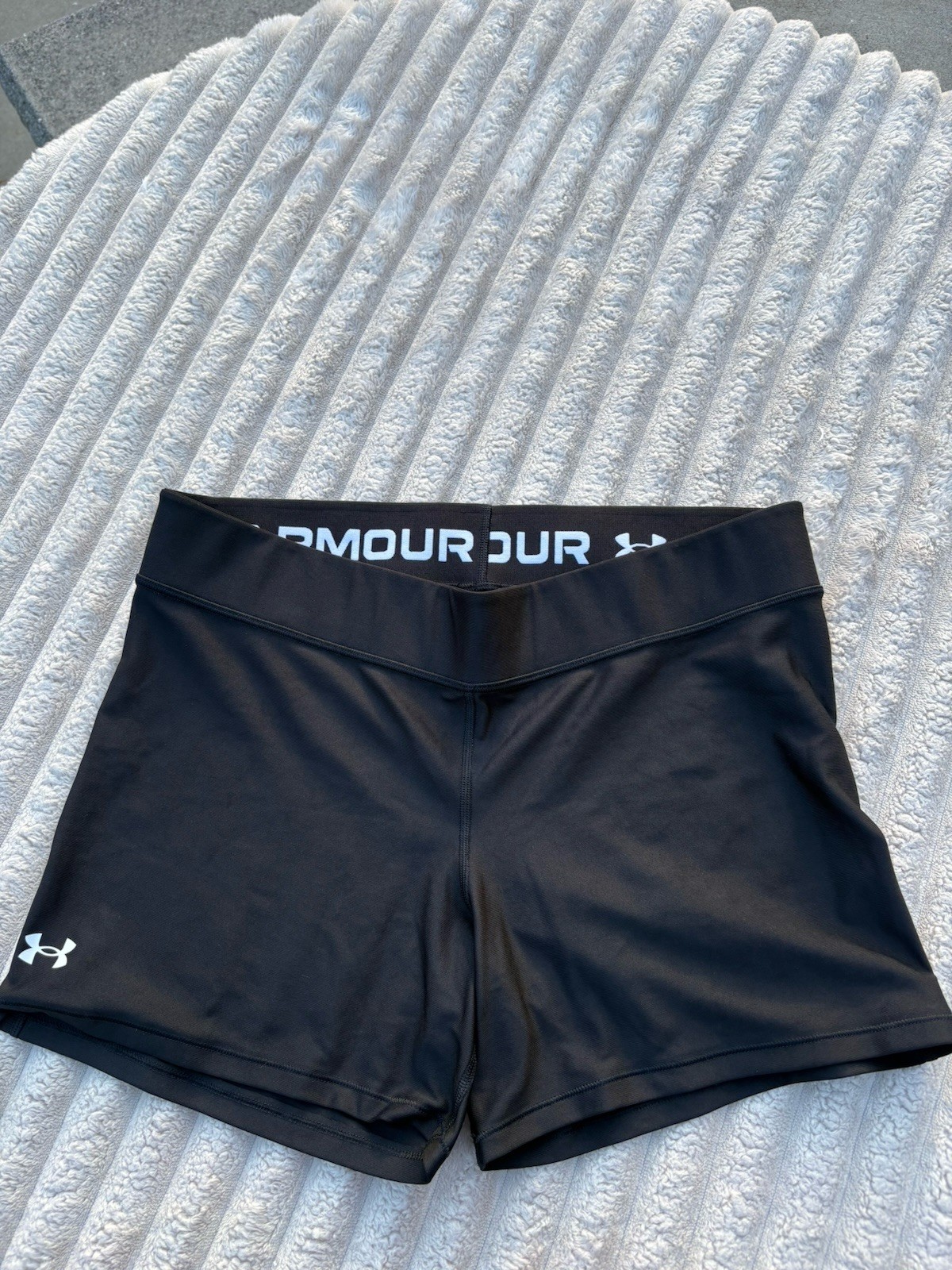Under Armour HeatGear Compression Shorts Women's Black Heatgear Size large