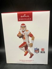 2022 Hallmark Keepsake Kansas City Chiefs "Patrick Mahomes II" Ornament - NEW