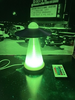 UFO Desk Lamp,Alien Desk Lamp,Space Ship Lamp,Alien Lamp,X Files,