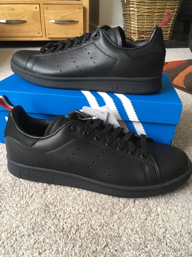 Adidas Stan Smith All Black Trainers 
