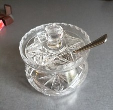 Sch&ouml;nes Geschenk, Kristall-Bonboniere / Zuckertopf mit Deckel, Vintage