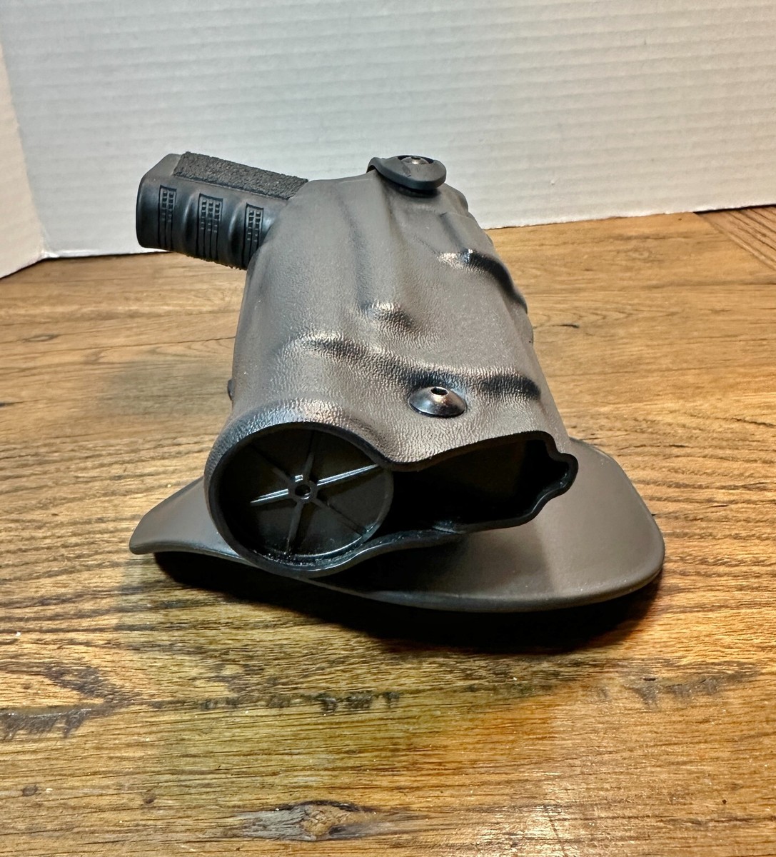 リトルリズン Safariland 6367-2832-131 Black STX RH ALS/SLS Holster w/Hood Guard