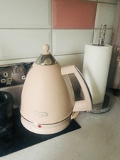 De’Longhi 1.7L Argento Kettle Pink KBX3016.PK