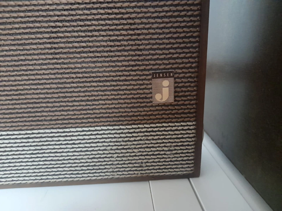 CASSE ACUSTICHE JENSEN  X-20 SLIM COMPACT A DUE VIE MADE  IN USA WALNUTS COLOR - Immagine 2 di 4