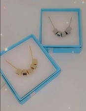 FASHION JEWELRY SHAPES PENDANTS NECKLACE STAINLESS STEEL WOMENS SILVER PLATED