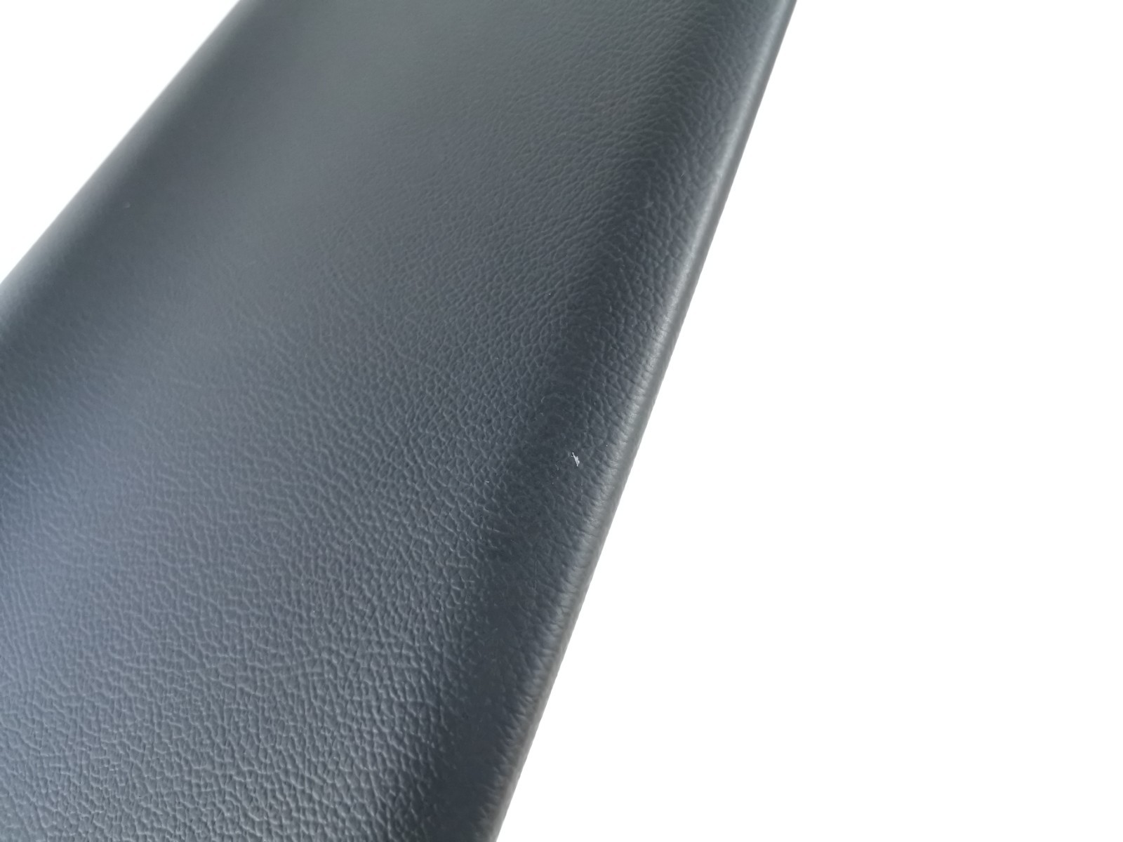 Maserati Ghibli S Q4 2015 Auto 3.0 L Right Side Panel Trim Cover FA00AAE36720
