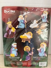 Vintage Bucilla Joy to the World Felt Ornaments Kit 8 Piece Set Nativity 84817