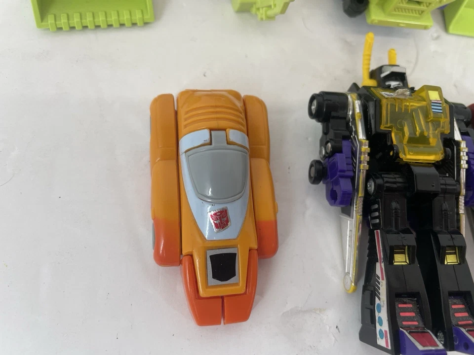 Лот товаров Transformers G1 Takara Constructicon Devastator 1984 Mini Bots - Изображение 4 из 4
