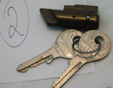 NEIMAN serrure cadenas antivol VELO ancien PEUGEOT germany made +2 CLES barillet