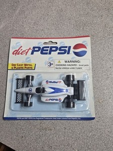 DIET PEPSI FORMULA 1 RACER F1 DIE CAST PLASTIC GOLDEN WHEEL SPECIAL EDITION.