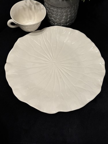 5 Piece Place Setting Vintage Metlox Poppytrail Lotus Pattern White Cabbage Leaf - Picture 7 of 8