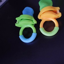 NEW - Munchkin - Fresh Food Feeder - 2 pack - Blue/Green without package