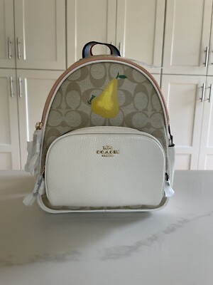 backpack bellroy Transit Travel Pack Pro Fishing Line Cabela's Prestige WRC BFCM Male model is 61 Color:Grinch Tiger