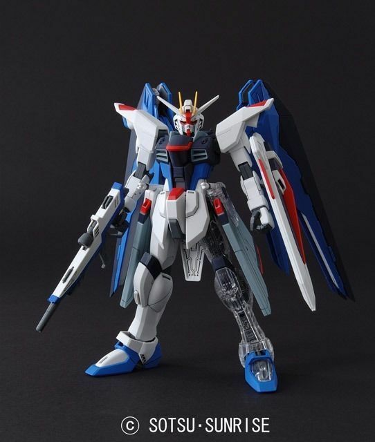BANDAI MG 1/100 ZGMF-X10A FREEDOM GUNDAM with Extend Clear Parts