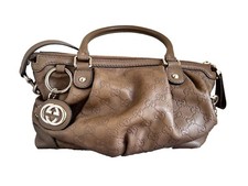 Borsa Gucci Sukey  In Pelle  con monogramma, sacca, certificato originale Usata