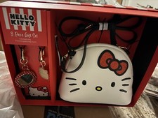 Hello Kitty 3 Piece Gift Set Crossbody Bag 2 Key Chains Limited