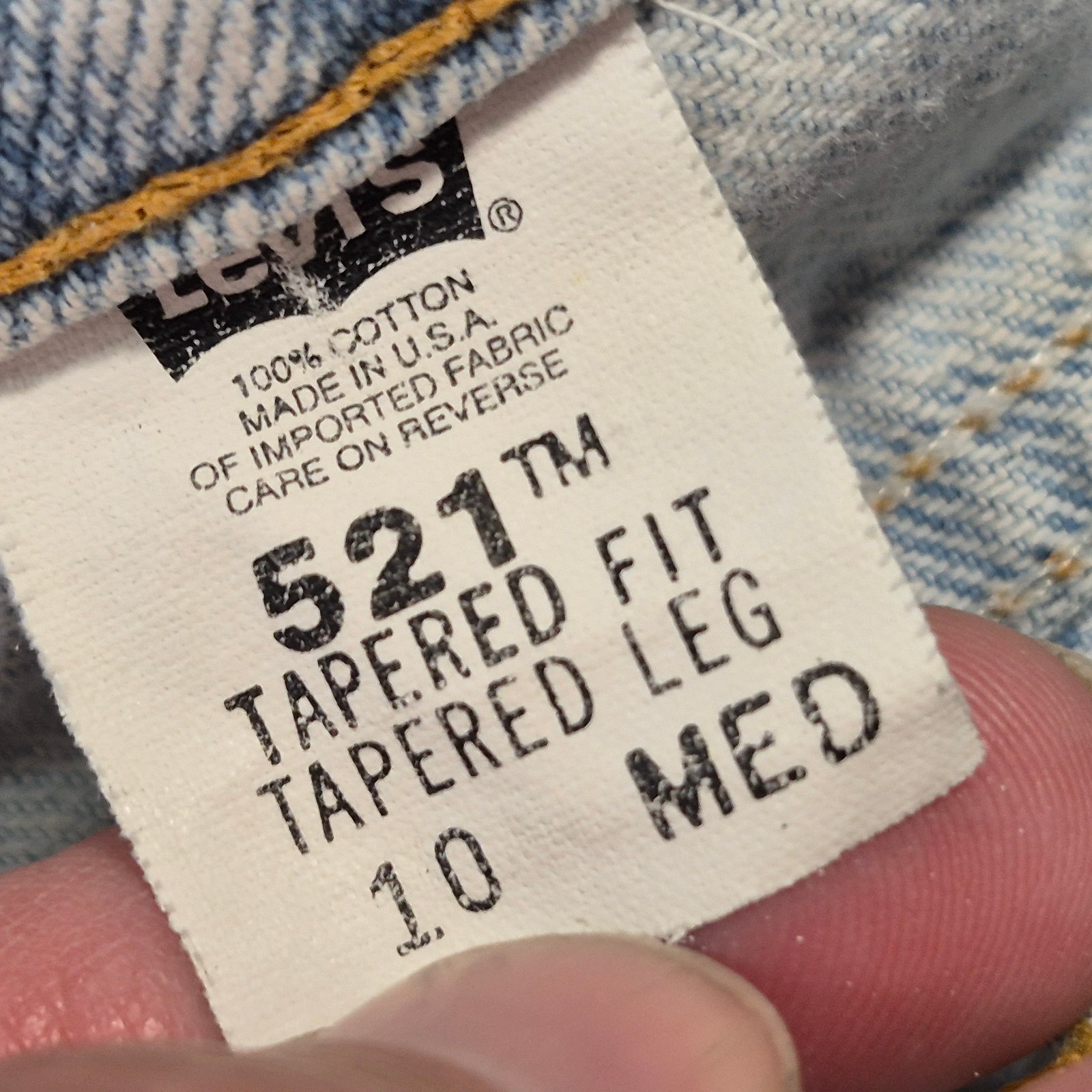 VTG LEVIS 521 JEANS TAPERED FIT and LEG  SIZE 10 28x30 MADE IN USA thumbnail 11