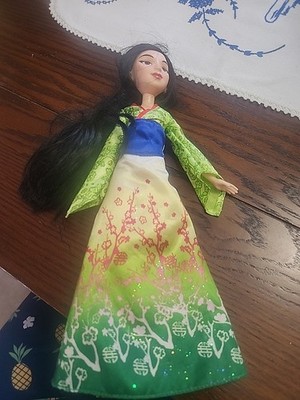 Hasbro 2015 Disney Princess Royal Shimmer MULAN 11  Doll Green Sparkle Dress