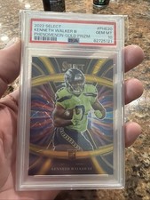 Kenneth Walker III 2022 Select Phenomenon-Gold Gem Mint PSA 10 #5/10 Rookie Card