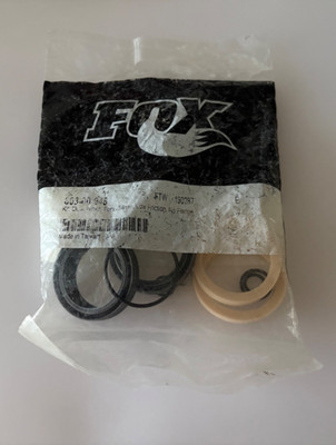 FOX Federgabel Staubdichtsatz 34 reibungsarm Dichtsatz ohne Flansch schwarz 34mm