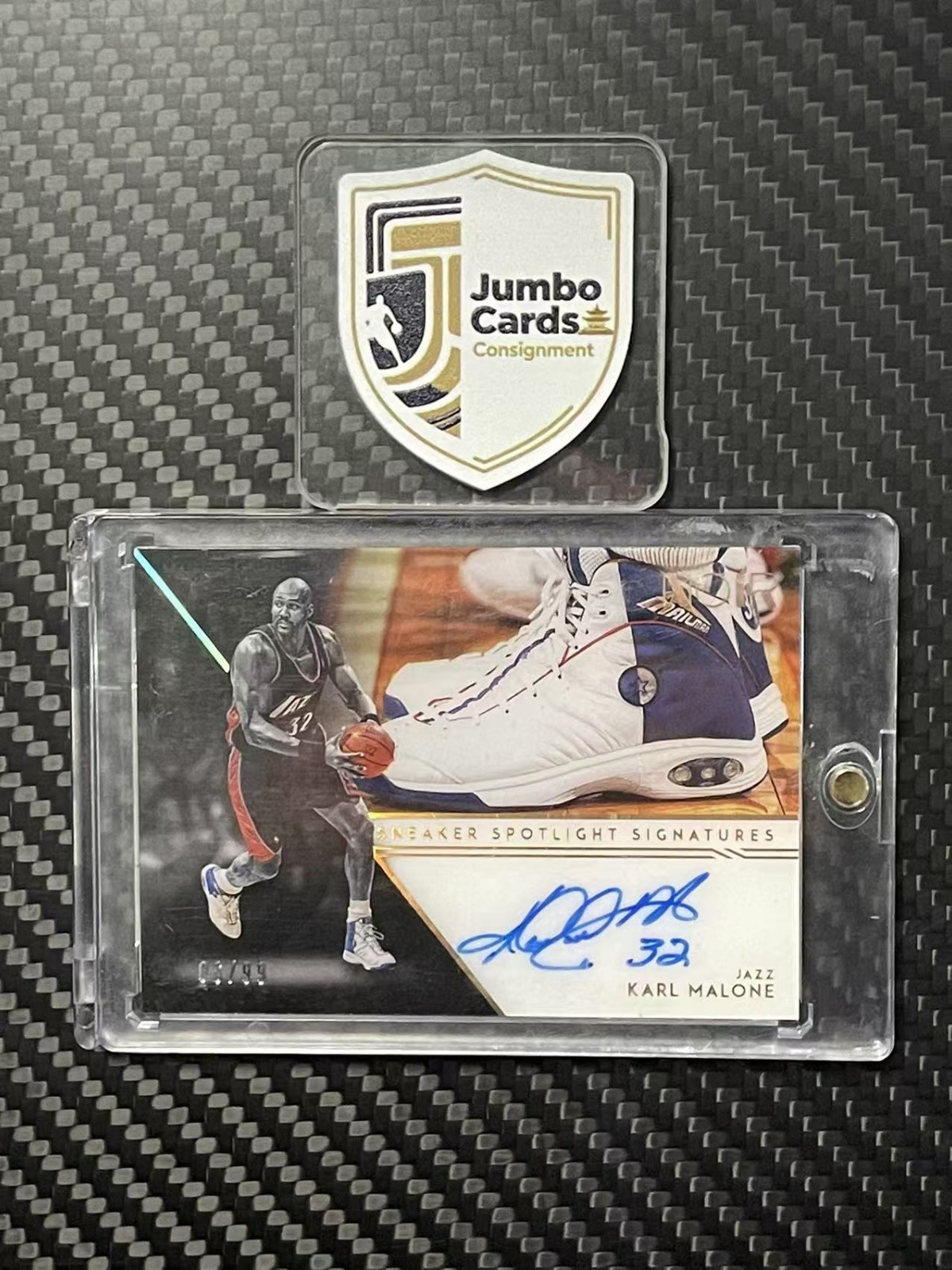 Karl Malone 2020-21 Panini Noir Sneaker Spotlight Auto 06/99